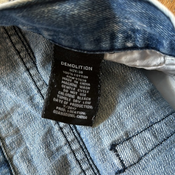 Demolition 1975 Deconstructed Jeans size 38! Never worn.  EUC - Picture 8 of 8